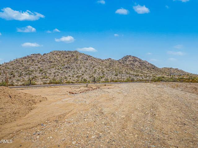 Land for sale in Maricopa, Arizona