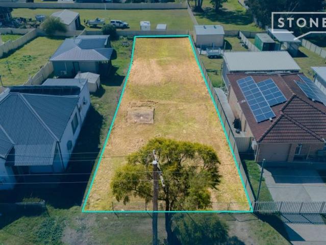 Land for sale in Weston, Abermain