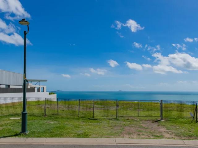 Land for sale in Airlie Beach, Queensland