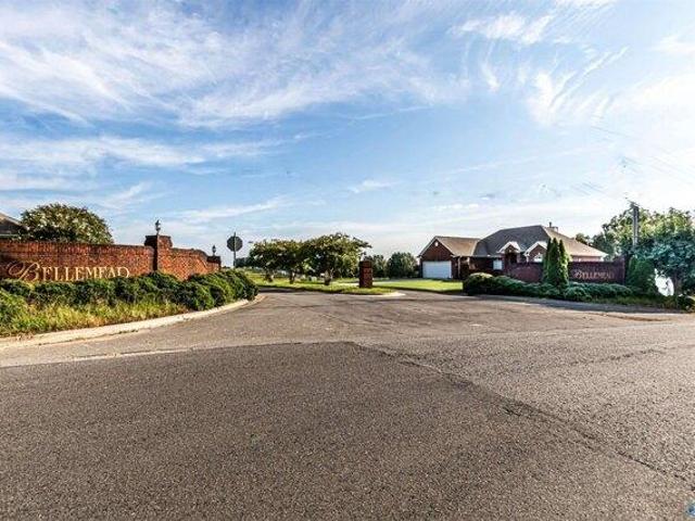 Land for sale in Albertville, Alabama