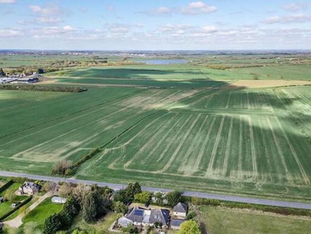 House for sale in Huntingdon