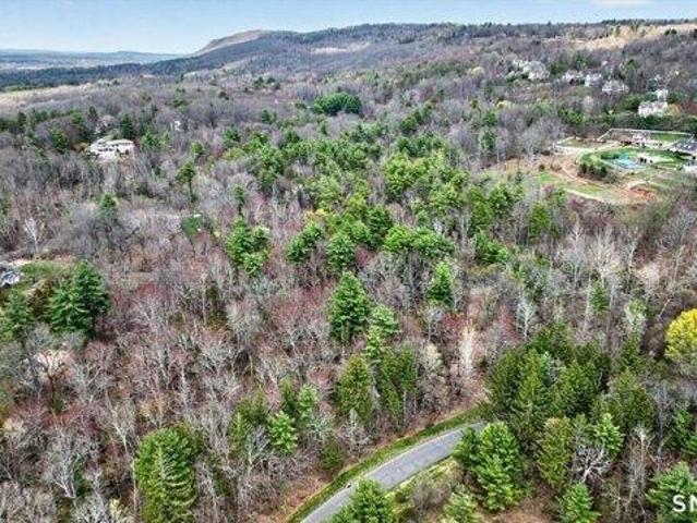 Land for sale in Avon, Connecticut