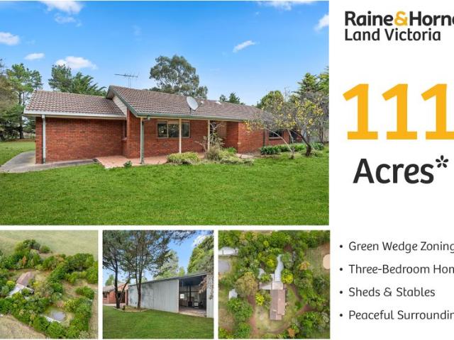 Cottage for sale in Camerons Creek, Victoria