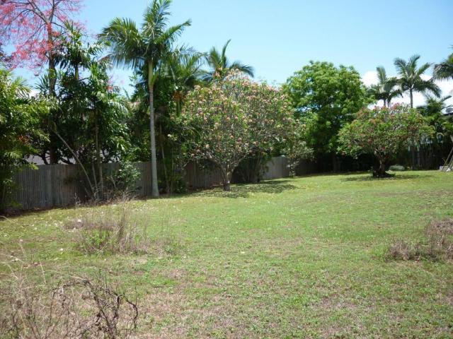 Land for sale in Belgian Gardens, Queensland