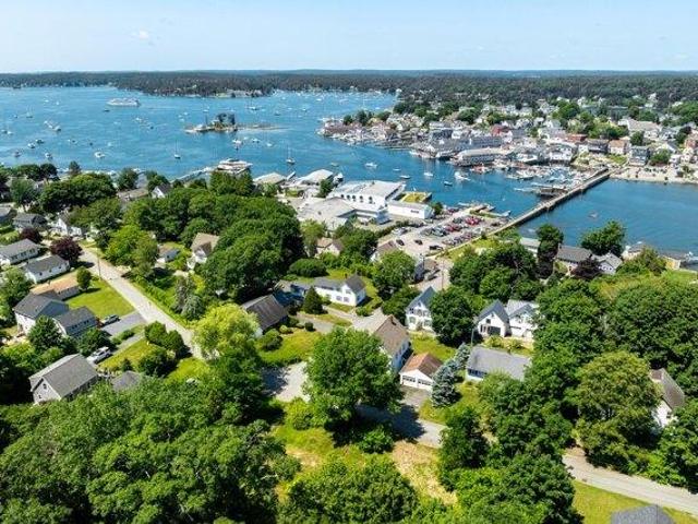 Land for sale in Boothbay Harbor, Maine
