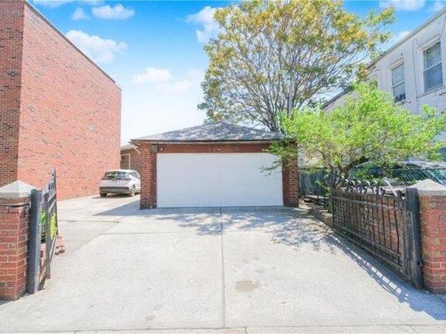 Land for sale in Arverne, New York