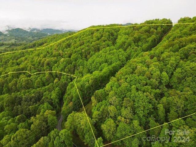 Land for sale in Yancey, North Carolina