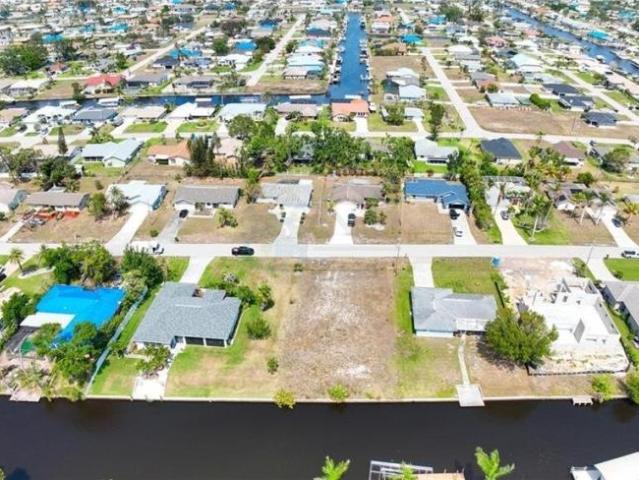 Land for sale in Cape Coral, Florida