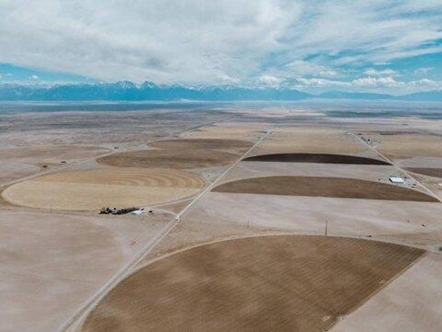 Land for sale in Center