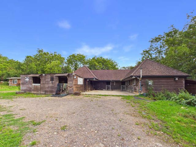 Land for sale in Gawcott, Buckinghamshire
