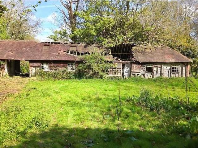 Land for sale in Chiddingly, Cross In Hand