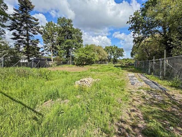 Land for sale in Pilford