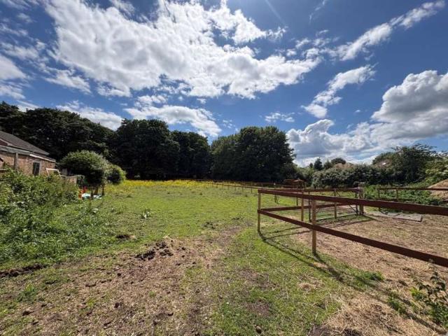 Land for sale in East Riding Of Yorkshire