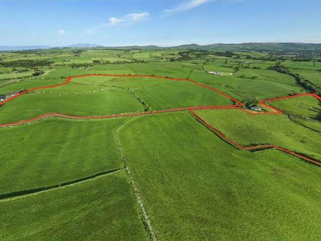 Land for sale in Kilwinning, Scotland