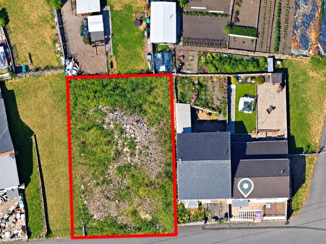 Land for sale in Tranch, Pontypool
