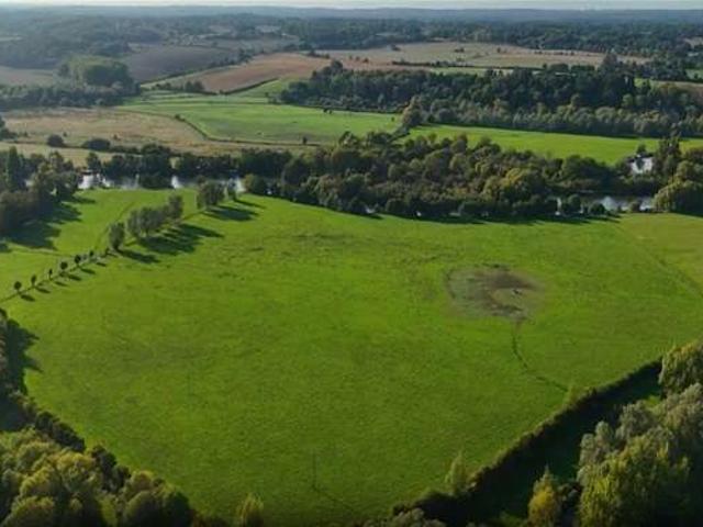 Land for sale in Charvil