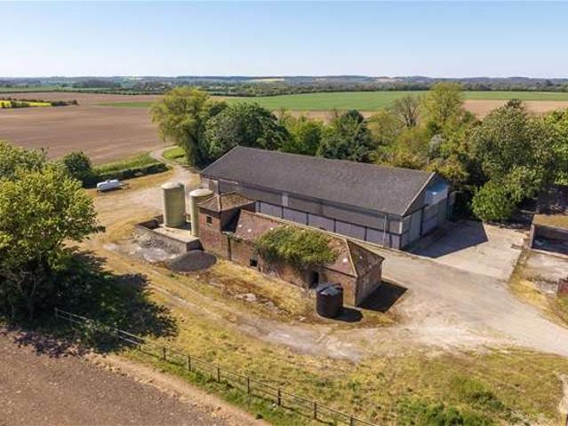 Land for sale in Belleau, Lincolnshire