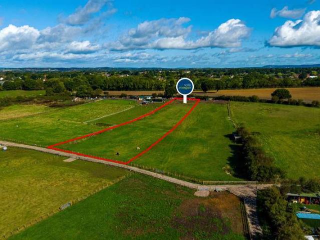 Land for sale in Nibley, Westerleigh