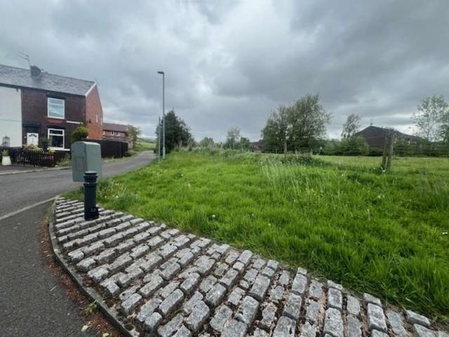 Land for sale in Hathershaw, Pendock