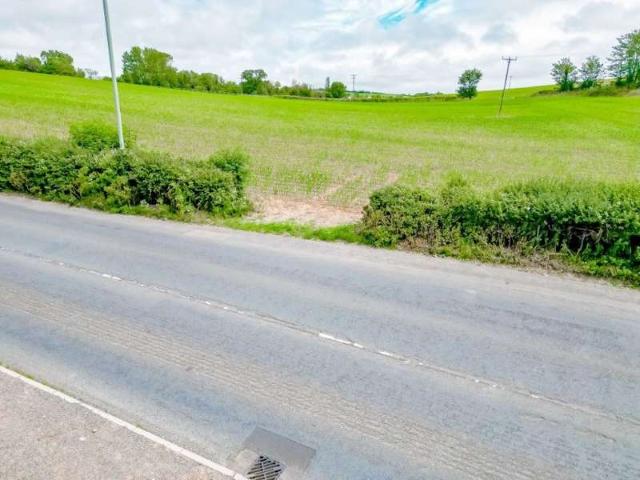 Land for sale in Exton, Budlake