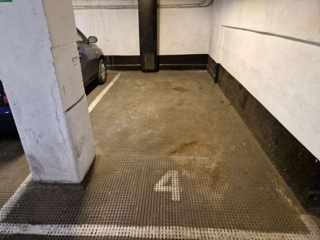 Land for sale in Knightsbridge, Greater London