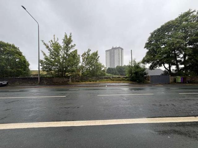 Land for sale in Summerston, Scotland