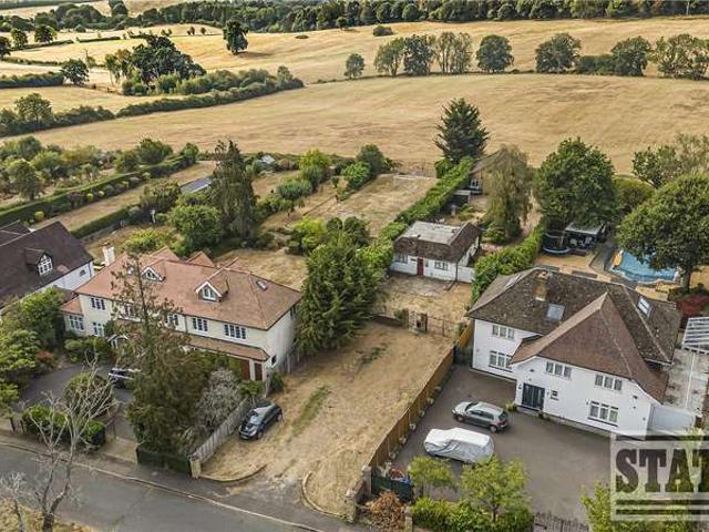 Land for sale in Northaw, Welwyn Hatfield