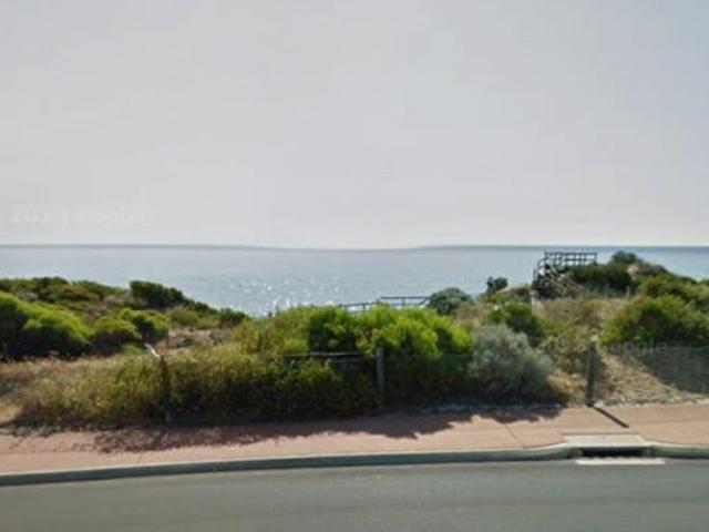 Land for sale in Dalyellup, Western Australia