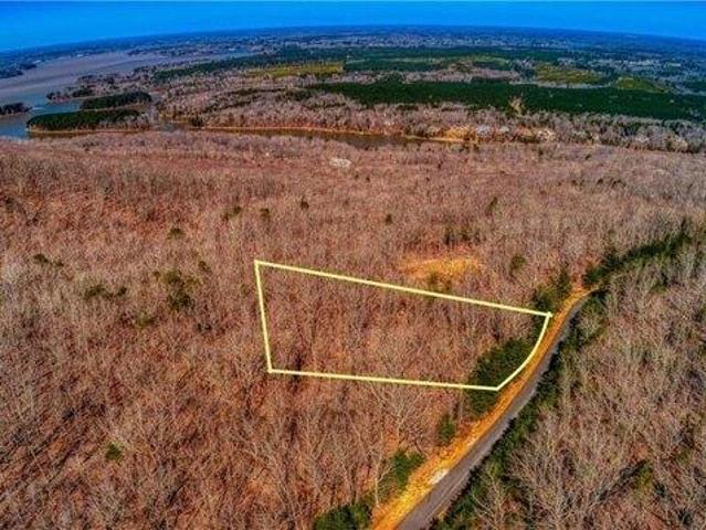Land for sale in Davidson, North Carolina