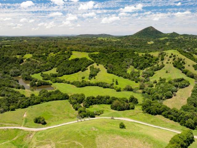 Land for sale in Kings Creek, Queensland
