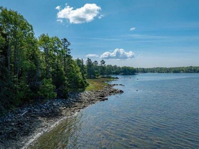 Land for sale in Maine