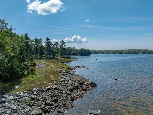 Land for sale in Maine