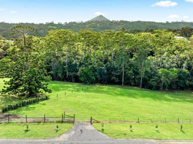 Land for sale in Kings Creek, Queensland