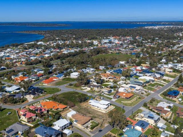 Land for sale in Parklands, Western Australia