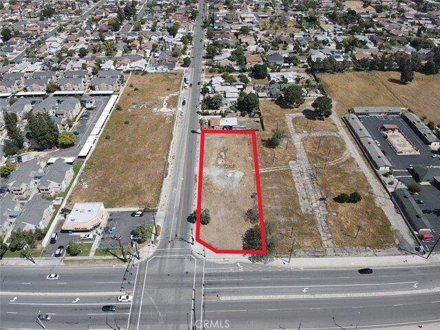 Land for sale in Fontana