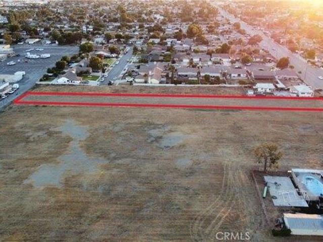 Land for sale in Fontana