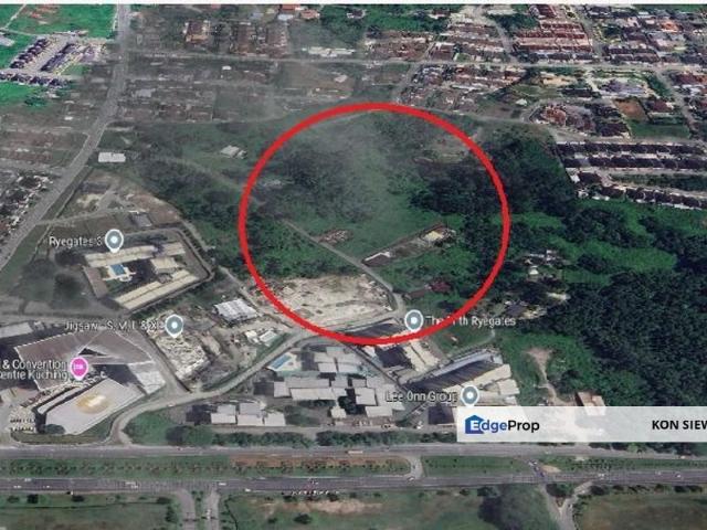House for sale in Kuching