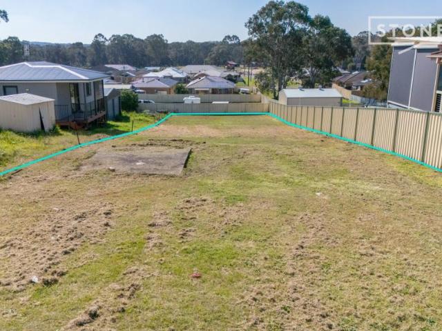 Land for sale in Weston, Abermain