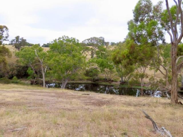 Land for rent in Balmoral, Victoria