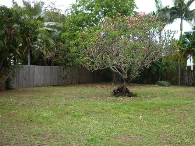 Land for sale in Belgian Gardens, Queensland