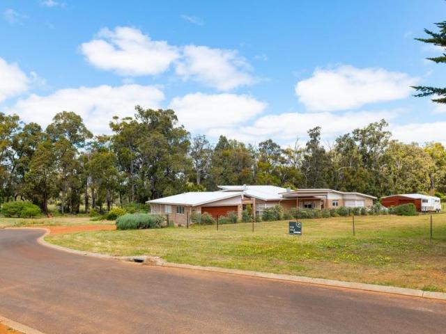 Land for sale in Bridgetown, Shire Of Bridgetown-Greenbushes