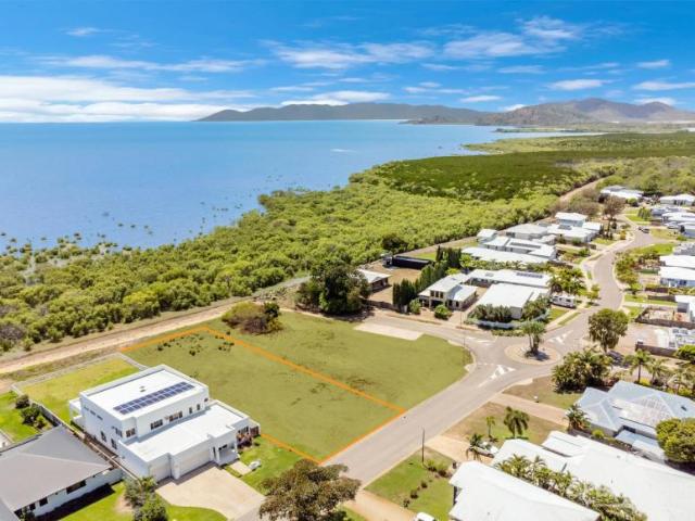 Land for sale in Bushland Beach, Queensland