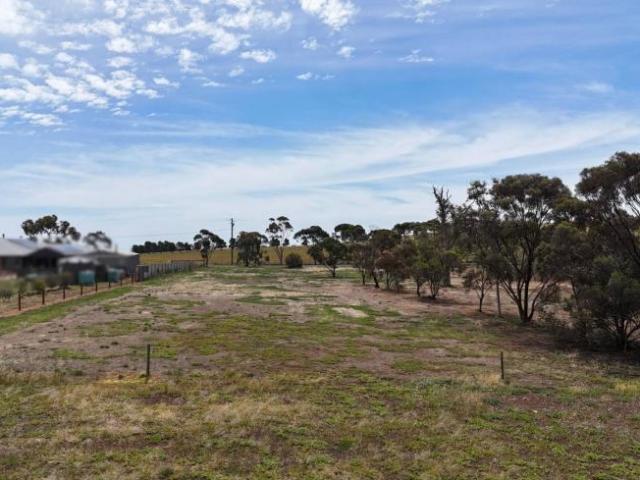 Land for sale in Crystal Brook, Port Pirie Regional Council