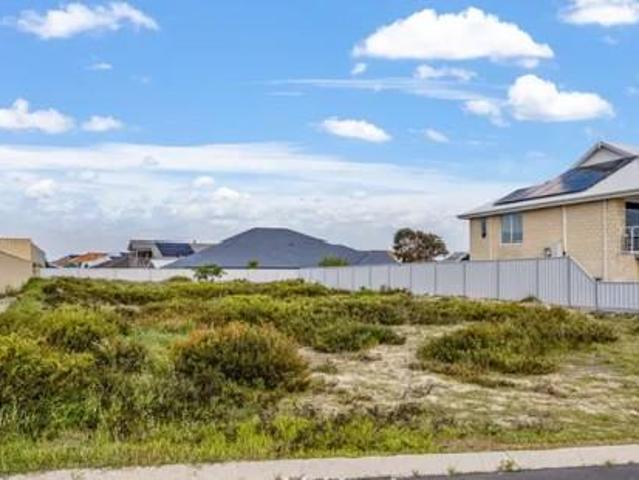 Land for sale in Dalyellup, Western Australia