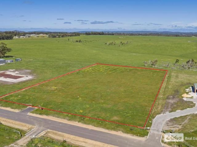 Land for sale in Drome, City Of Albany