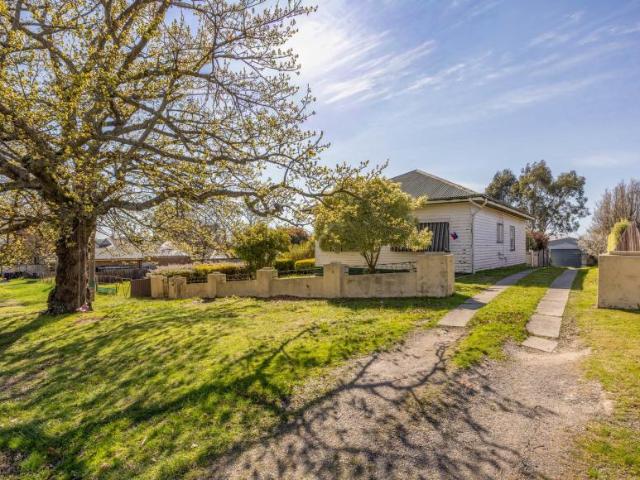 Land for sale in Gisborne, Victoria