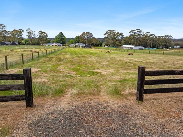 Land for sale in Glenlyon, Victoria