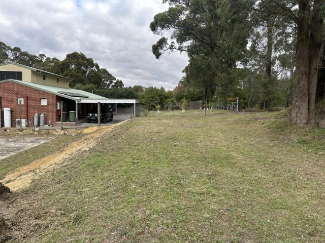 Land for sale in Kinglake West, Victoria