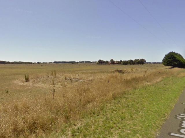 Land for sale in Kirkstall, Victoria
