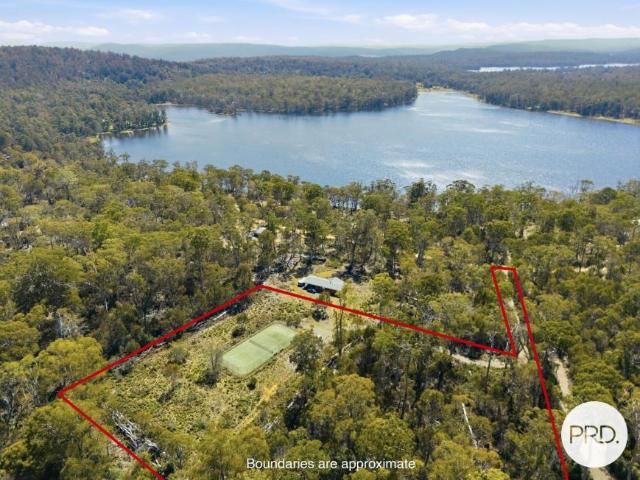 Land for sale in London Lakes, Central Highlands